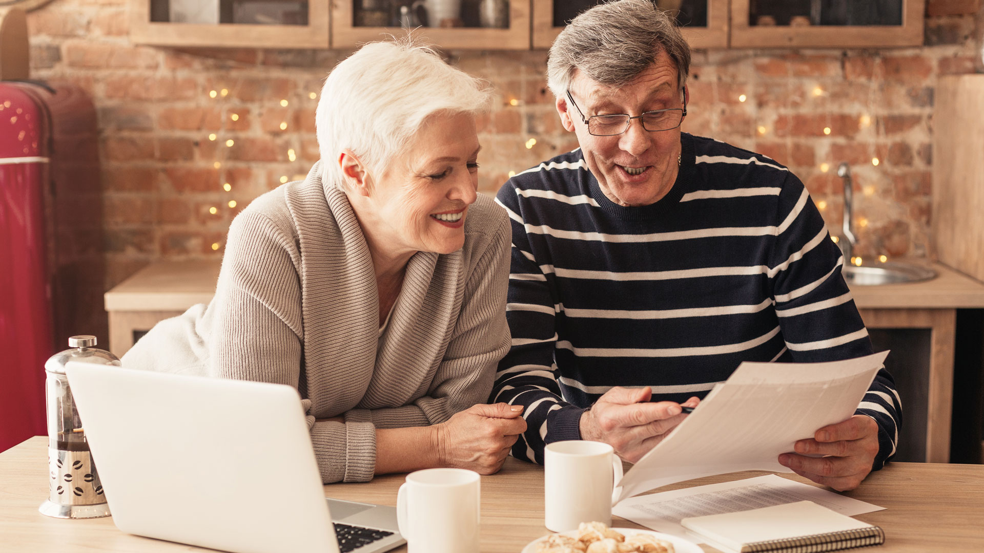 Les lunettes représentent un poste de dépenses important pour les séniors.