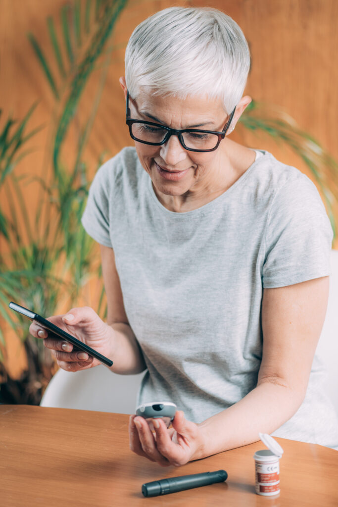La gestion du diabète chez les seniors demande une attention particulière sur le suivi médical, l'alimentation et l'exercice physique.